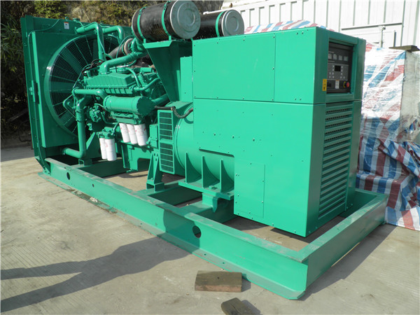 普宁发电车出租-柴油发电机组在使用的过程中应该做好哪些防护工作