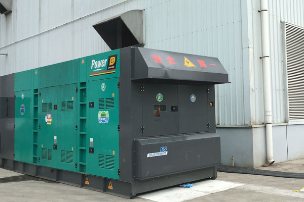 普宁燃油滤清器的更换流程是怎样的？