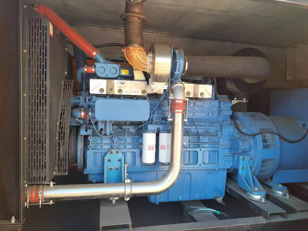 普宁柴油发电机组一般有几种电压输出？