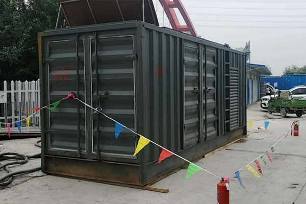 普宁发电机租赁空气滤清器多久更换一次？