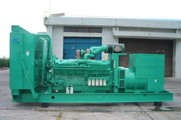 普宁工厂发电机应急发电时如何更准确地检查发电机状态？