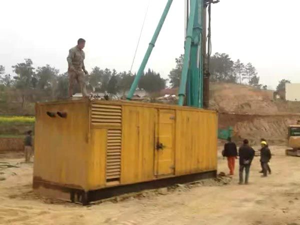 普宁如何判断水冷式机油散热器密封件是否需要更换？